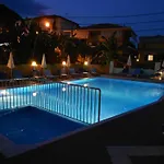 Sunrise 公寓式酒店 4*