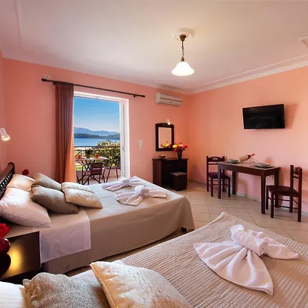 Sunrise Aparthotel 4*